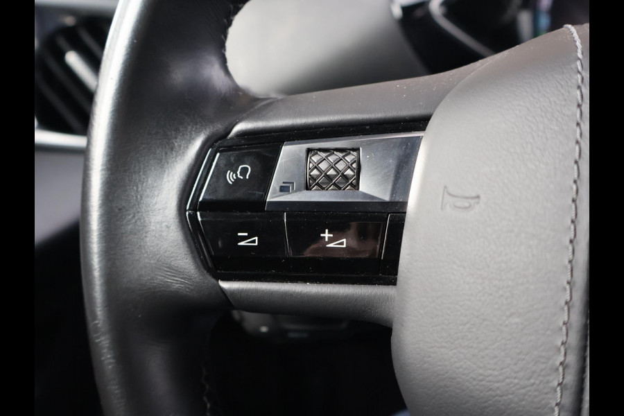 DS DS 3 Crossback E-TENSE SO CHIC 50 KWH *97% SOH!* + CAMERA | ADAPTIVE CRUISE | HEAD-UP | CARPLAY