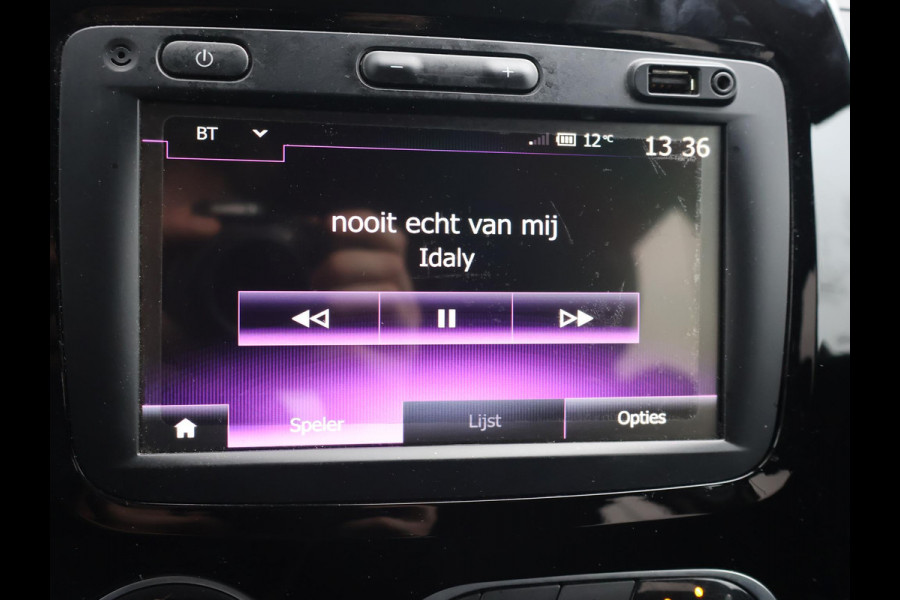 Renault Captur 0.9 TCe LIMITED + STOELVERW. | DAB | NAVIGATIE | CRUISE | 17 INCH | ZWART DAK | PRIVACY GLASS