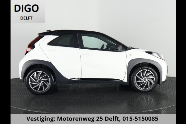 Toyota Aygo X VVT-i MT PLAY BLACK & WHITE 1e EIG GARANTIE 6-2034 CARPLAY NAVI.ADAPTIVE CRUISE.CAMERA