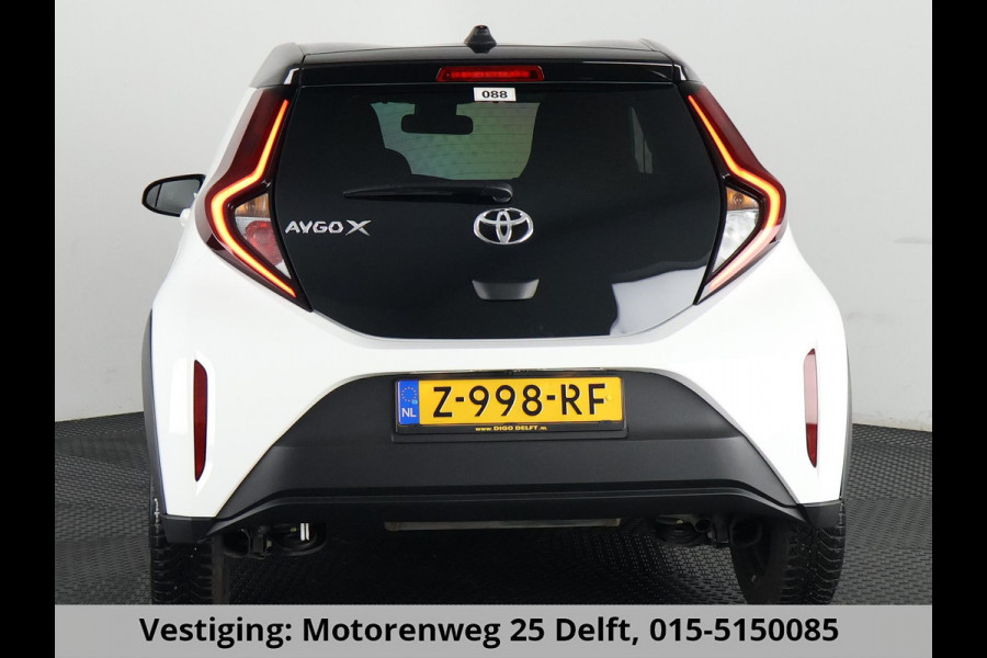 Toyota Aygo X VVT-i MT PLAY BLACK & WHITE 1e EIG GARANTIE 6-2034 CARPLAY NAVI.ADAPTIVE CRUISE.CAMERA