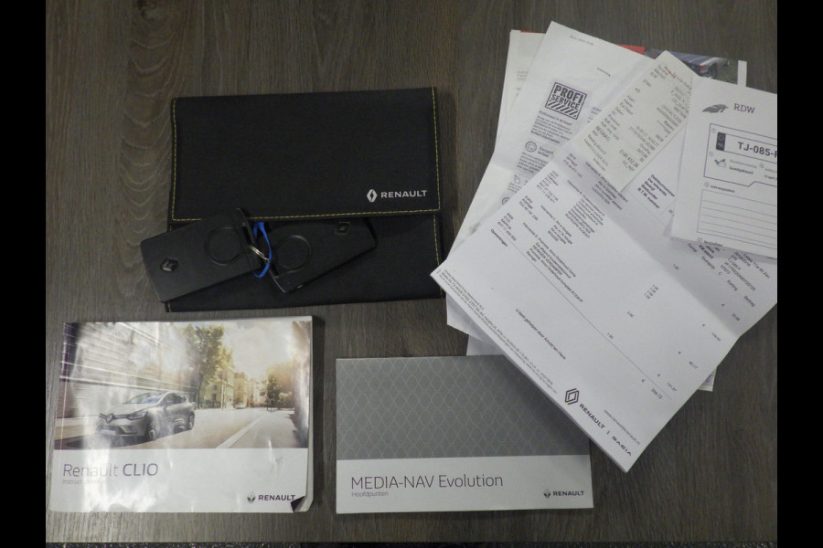 Renault Clio Estate 0.9 TCe Zen, Cruise, Trekhaak, Navi, NL/NAP!