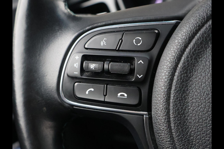 Kia e-Niro EXECUTIVELINE 64 kWh 100% SOH + STOELVENTILATIE | JBL | APPLE CARPLAY | LEDER | STUURVERWARMING