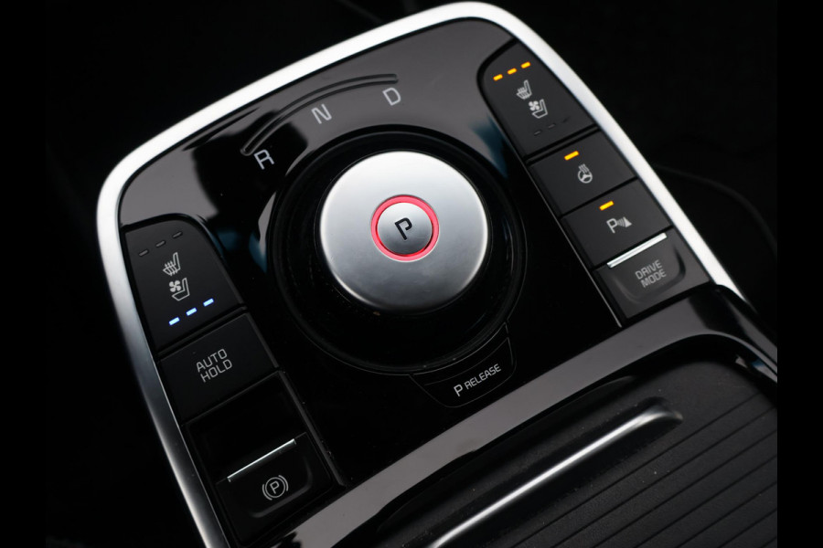 Kia e-Niro EXECUTIVELINE 64 kWh 100% SOH + STOELVENTILATIE | JBL | APPLE CARPLAY | LEDER | STUURVERWARMING