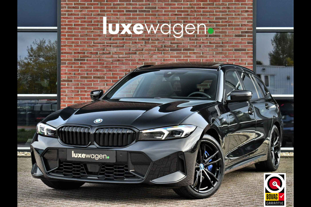 BMW 3 Serie Touring 330e xDrive M-Sport Pro Pano M-zetels ACC HUD 19inch