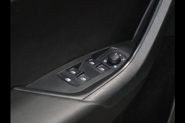 Škoda Kodiaq 1.5 TSI Limited Business Edition 7p. [TREKHAAK, ADAPTIVE CRUISE CONTROL, APPLE CARPLAY, ANDROID AUTO, ACHTERUITRIJCAMERA, PDC V+A, STOELVERWARMING, ELEKTRISCHE ACHTERKLEP, NIEUWSTAAT]