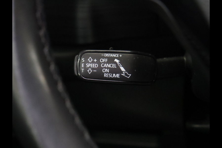 Škoda Kodiaq 1.5 TSI Limited Business Edition 7p. [TREKHAAK, ADAPTIVE CRUISE CONTROL, APPLE CARPLAY, ANDROID AUTO, ACHTERUITRIJCAMERA, PDC V+A, STOELVERWARMING, ELEKTRISCHE ACHTERKLEP, NIEUWSTAAT]