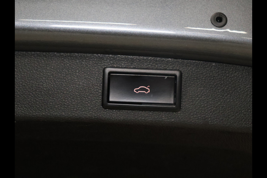 Škoda Kodiaq 1.5 TSI Limited Business Edition 7p. [TREKHAAK, ADAPTIVE CRUISE CONTROL, APPLE CARPLAY, ANDROID AUTO, ACHTERUITRIJCAMERA, PDC V+A, STOELVERWARMING, ELEKTRISCHE ACHTERKLEP, NIEUWSTAAT]