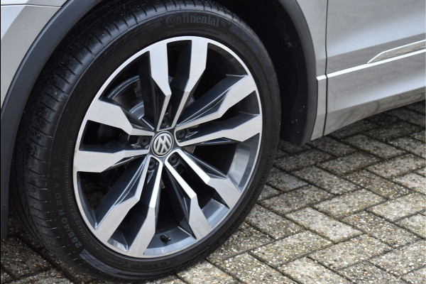 Volkswagen Tiguan 1.4 TSI 4-Motion 150 Pk R-Line Pano Navi DCC Full Led 20 Inch Suzuka