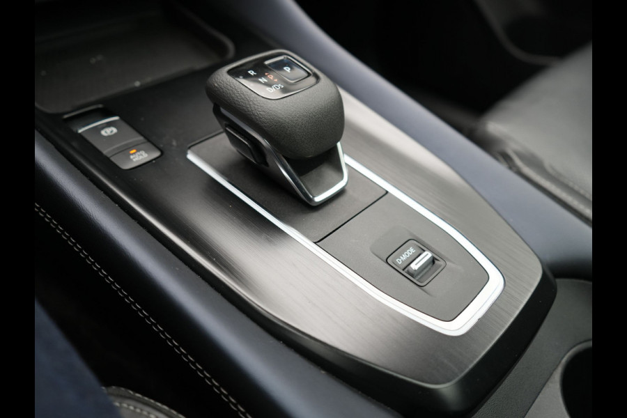 Nissan QASHQAI 1.3 MHEV Xtronic Tekna Automaat | Panodak | Trekhaak Afn | Adaptive Cruise | Lederen Sportstoelen Massage & Memory | BOSE Sound | 360 Camera | Keyless | Apple Carplay | 19"L.M |