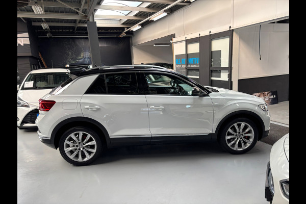 Volkswagen T-Roc 1.5 TSI Sport / Camera / Panorama Dak