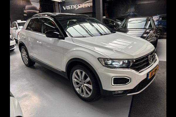 Volkswagen T-Roc 1.5 TSI Sport / Camera / Panorama Dak