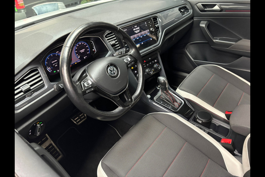 Volkswagen T-Roc 1.5 TSI Sport / Camera / Panorama Dak