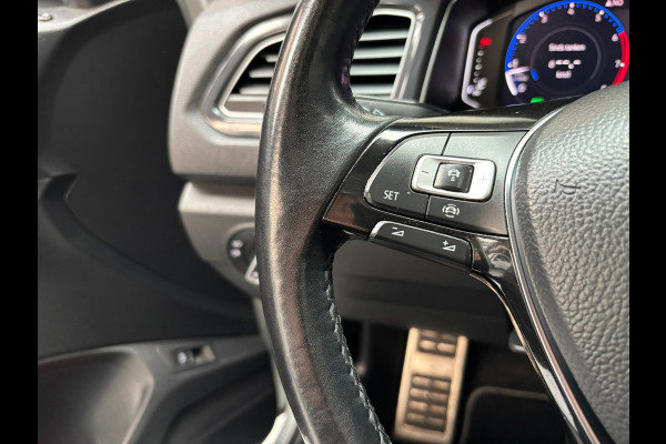 Volkswagen T-Roc 1.5 TSI Sport / Camera / Panorama Dak