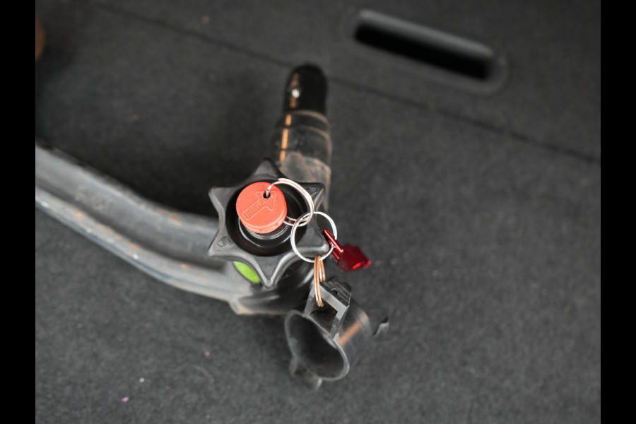 Nissan QASHQAI 1.3 MHEV Xtronic Tekna Automaat | Panodak | Trekhaak Afn | Adaptive Cruise | Lederen Sportstoelen Massage & Memory | BOSE Sound | 360 Camera | Keyless | Apple Carplay | 19"L.M |