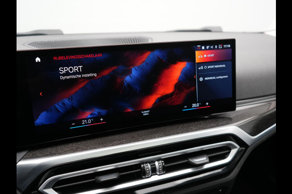 BMW 3 Serie Touring 320e Sportline FACELIFT Plug In Hybrid Dealer O.H PHEV | Panodak | Widescreen Navi | Harman Kardon | Camera | Keyless | Stuurverwarming | Apple Carplay | BLIS |