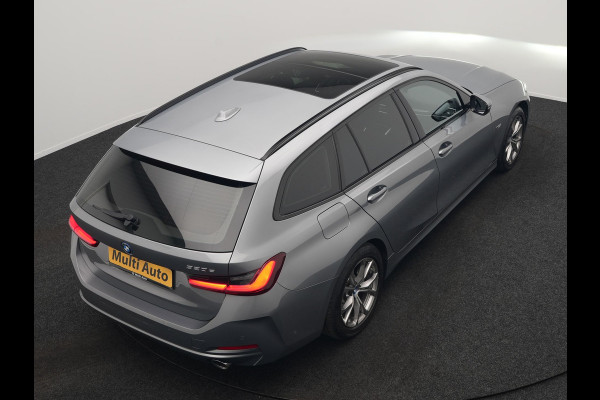 BMW 3 Serie Touring 320e Sportline FACELIFT Plug In Hybrid Dealer O.H PHEV | Panodak | Widescreen Navi | Harman Kardon | Camera | Keyless | Stuurverwarming | Apple Carplay | BLIS |