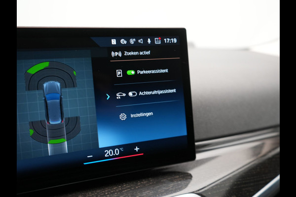 BMW 3 Serie Touring 320e Sportline FACELIFT Plug In Hybrid Dealer O.H PHEV | Panodak | Widescreen Navi | Harman Kardon | Camera | Keyless | Stuurverwarming | Apple Carplay | BLIS |