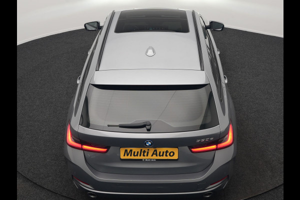 BMW 3 Serie Touring 320e Sportline FACELIFT Plug In Hybrid Dealer O.H PHEV | Panodak | Widescreen Navi | Harman Kardon | Camera | Keyless | Stuurverwarming | Apple Carplay | BLIS |