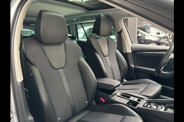 Škoda Octavia Combi 1.4 TSI iV PHEV Sportline Business / Panorama Dak