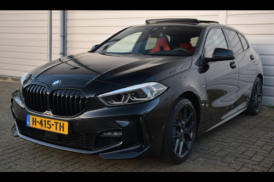 BMW 1-serie 118i High Executive Edition*1e eig*M-Pakket*Pano*Head-up*Keyless*H&K*Enz enz