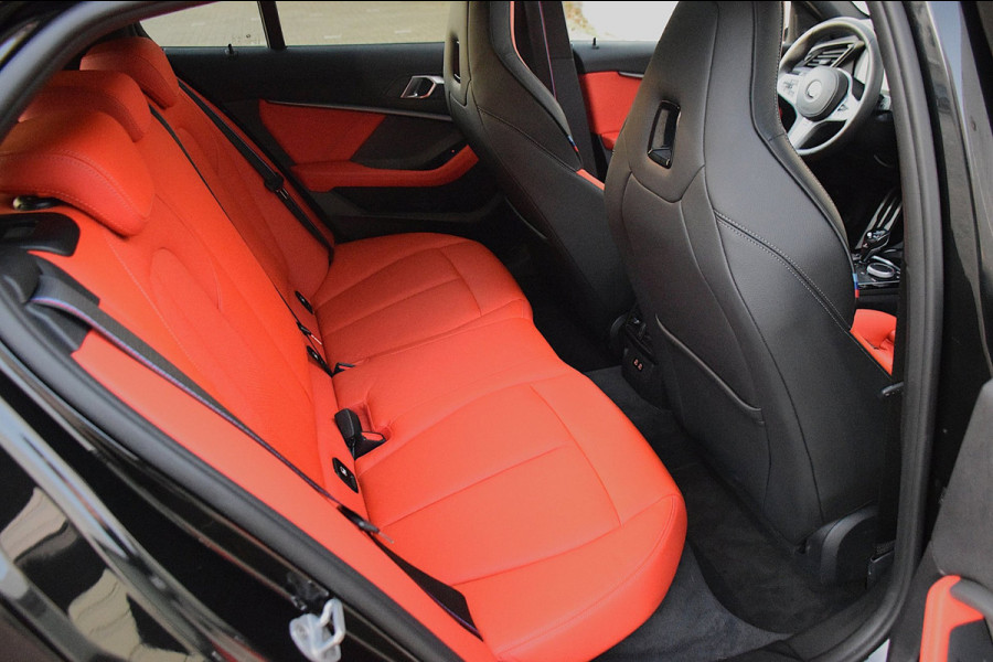 BMW 1-serie 118i High Executive Edition*1e eig*M-Pakket*Pano*Head-up*Keyless*H&K*Enz enz