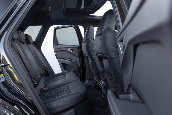 Audi Q4 e-tron 50 Quattro 300pk 77 kWh S-stoelen Pano Sonos 21'' ACC HuD