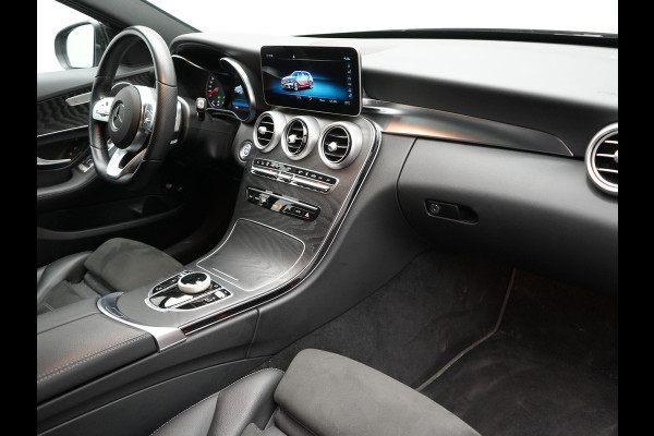 Mercedes-Benz C-Klasse Estate 300 e Business Solution AMG Plug In Hybrid 320pk PHEV | Trekhaak af Fabriek | Adaptive Cruise | Alcantara Sportstoelen Verwarmd | Apple Carplay | Camera | BLIS | 18"L.M |