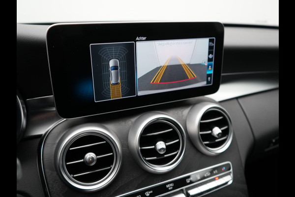Mercedes-Benz C-Klasse Estate 300 e Business Solution AMG Plug In Hybrid 320pk PHEV | Trekhaak af Fabriek | Adaptive Cruise | Alcantara Sportstoelen Verwarmd | Apple Carplay | Camera | BLIS | 18"L.M |