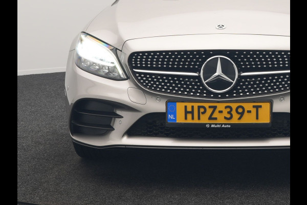 Mercedes-Benz C-Klasse Estate 300 e Business Solution AMG Plug In Hybrid 320pk PHEV | Trekhaak af Fabriek | Adaptive Cruise | Alcantara Sportstoelen Verwarmd | Apple Carplay | Camera | BLIS | 18"L.M |