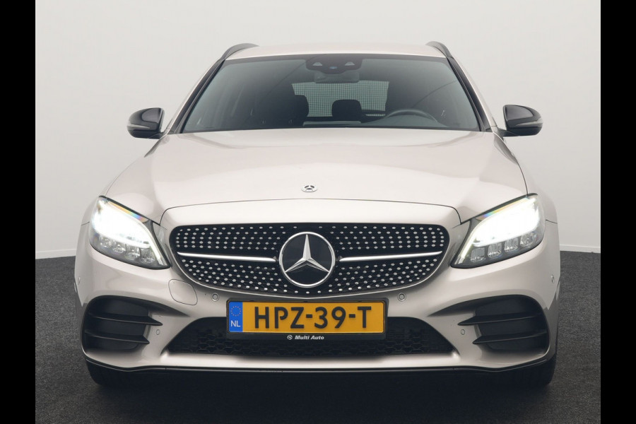 Mercedes-Benz C-Klasse Estate 300 e Business Solution AMG Plug In Hybrid 320pk PHEV | Trekhaak af Fabriek | Adaptive Cruise | Alcantara Sportstoelen Verwarmd | Apple Carplay | Camera | BLIS | 18"L.M |