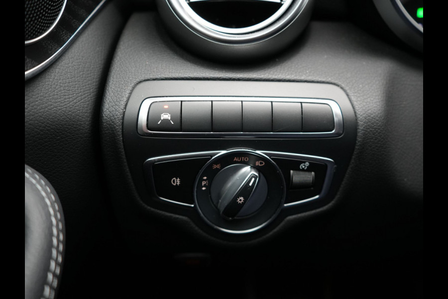 Mercedes-Benz C-Klasse Estate 300 e Business Solution AMG Plug In Hybrid 320pk PHEV | Trekhaak af Fabriek | Adaptive Cruise | Alcantara Sportstoelen Verwarmd | Apple Carplay | Camera | BLIS | 18"L.M |