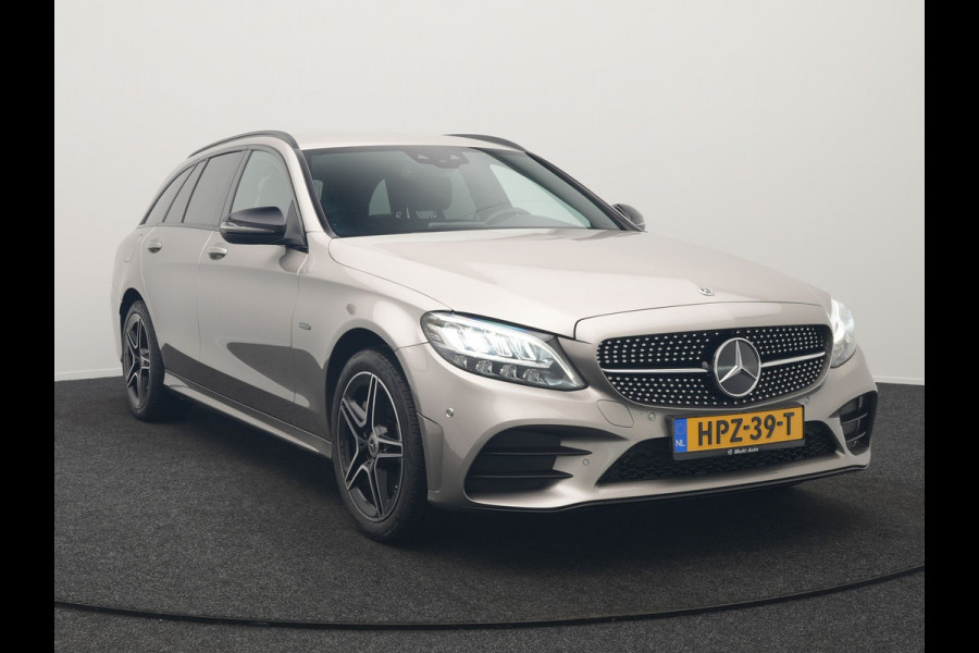Mercedes-Benz C-Klasse Estate 300 e Business Solution AMG Plug In Hybrid 320pk PHEV | Trekhaak af Fabriek | Adaptive Cruise | Alcantara Sportstoelen Verwarmd | Apple Carplay | Camera | BLIS | 18"L.M |