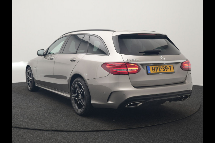 Mercedes-Benz C-Klasse Estate 300 e Business Solution AMG Plug In Hybrid 320pk PHEV | Trekhaak af Fabriek | Adaptive Cruise | Alcantara Sportstoelen Verwarmd | Apple Carplay | Camera | BLIS | 18"L.M |