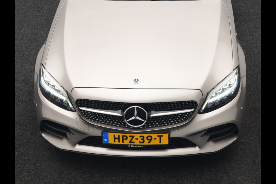 Mercedes-Benz C-Klasse Estate 300 e Business Solution AMG Plug In Hybrid 320pk PHEV | Trekhaak af Fabriek | Adaptive Cruise | Alcantara Sportstoelen Verwarmd | Apple Carplay | Camera | BLIS | 18"L.M |
