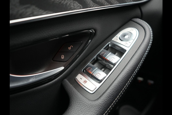 Mercedes-Benz C-Klasse Estate 300 e Business Solution AMG Plug In Hybrid 320pk PHEV | Trekhaak af Fabriek | Adaptive Cruise | Alcantara Sportstoelen Verwarmd | Apple Carplay | Camera | BLIS | 18"L.M |