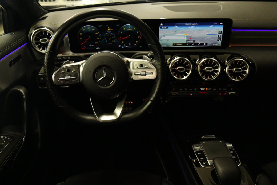 Mercedes-Benz A-Klasse 250 AMG EDITION / PANO/SFEERVER/BURM/CAM/STOELVER/VOL