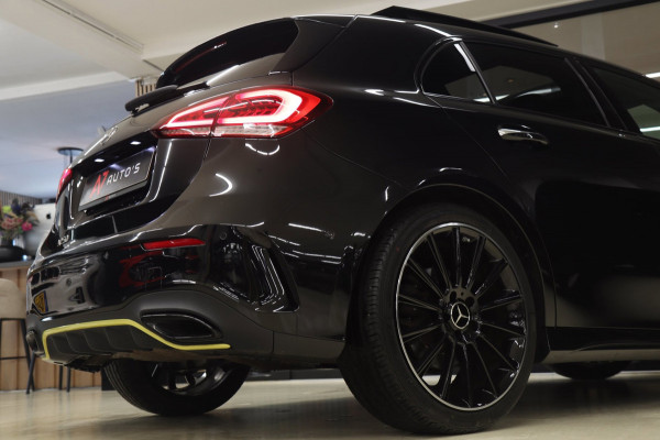 Mercedes-Benz A-Klasse 250 AMG EDITION / PANO/SFEERVER/BURM/CAM/STOELVER/VOL