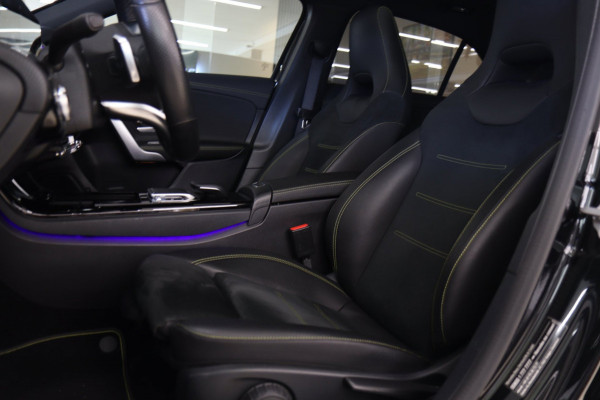 Mercedes-Benz A-Klasse 250 AMG EDITION / PANO/SFEERVER/BURM/CAM/STOELVER/VOL