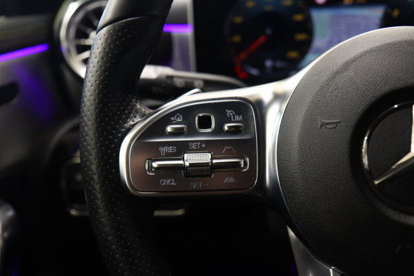 Mercedes-Benz A-Klasse 250 AMG EDITION / PANO/SFEERVER/BURM/CAM/STOELVER/VOL