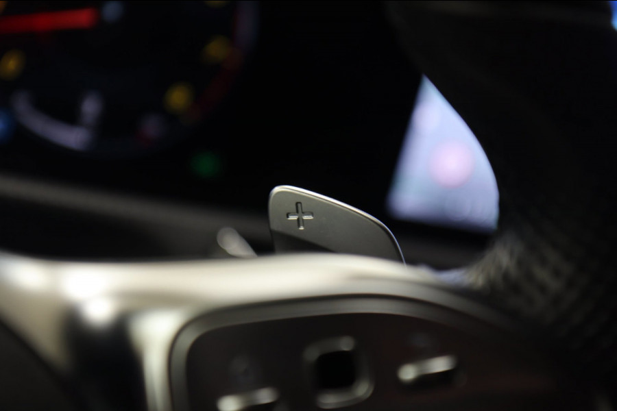 Mercedes-Benz A-Klasse 250 AMG EDITION / PANO/SFEERVER/BURM/CAM/STOELVER/VOL