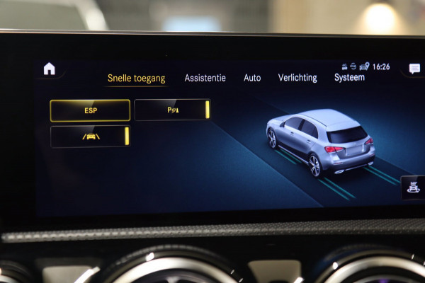 Mercedes-Benz A-Klasse 250 AMG EDITION / PANO/SFEERVER/BURM/CAM/STOELVER/VOL