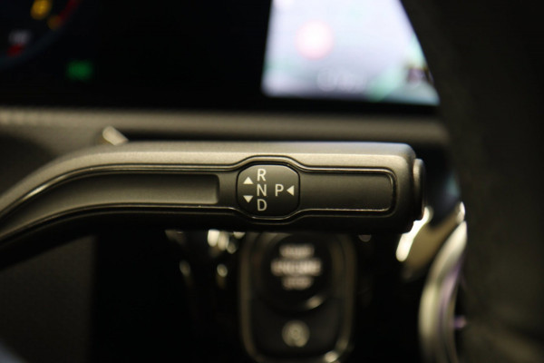 Mercedes-Benz A-Klasse 250 AMG EDITION / PANO/SFEERVER/BURM/CAM/STOELVER/VOL