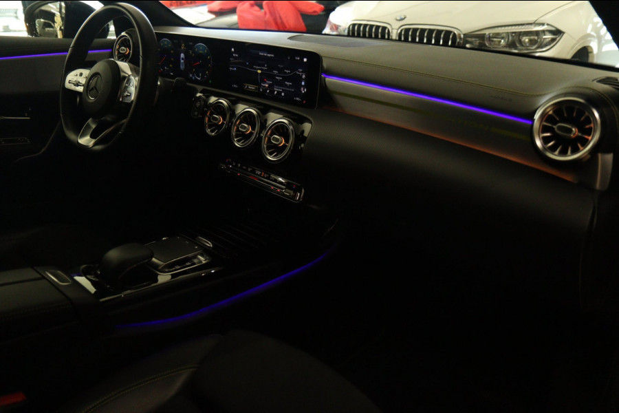 Mercedes-Benz A-Klasse 250 AMG EDITION / PANO/SFEERVER/BURM/CAM/STOELVER/VOL