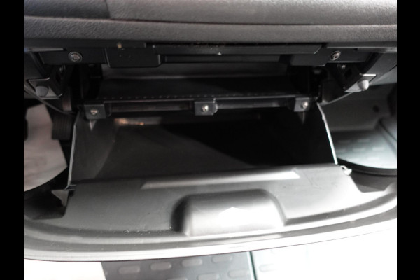 Citroën Jumper L2H2 120pk Navigatie Camera Airco Cruise control Trekhaak Sidebars 3-zits Euro6