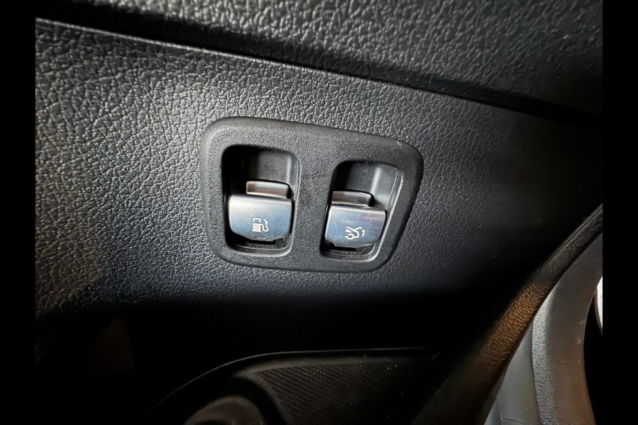 Mercedes-Benz C-Klasse 400 e 4MATIC AMG Burmester|Night|Sfeer