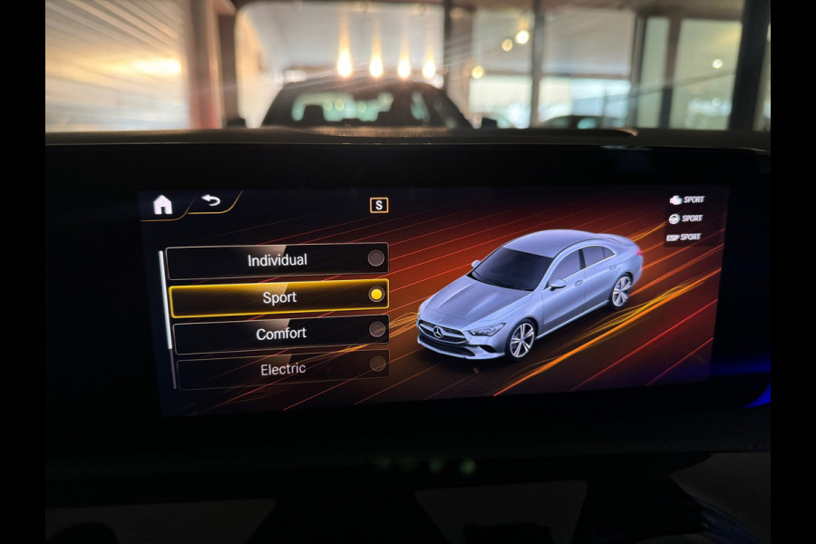 Mercedes-Benz CLA-Klasse 250 e AMG Pano|Burmester|Magno|BTW