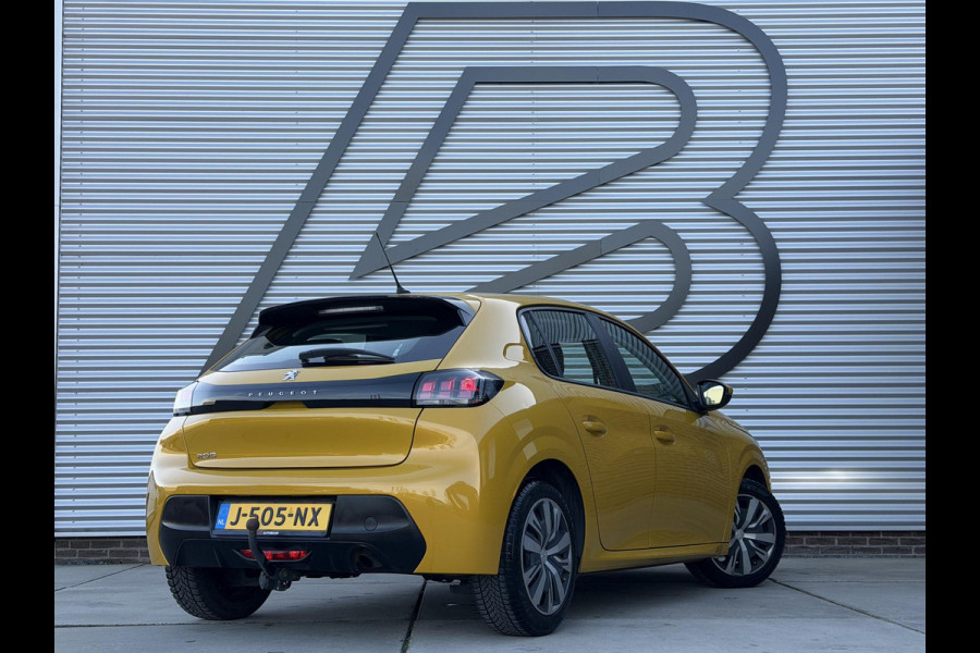 Peugeot 208 1.2 PureTech Active Carplay|Clima|Cruise|Trekhaak|Goed Onderhouden|Nieuwe APK bij Aflevering