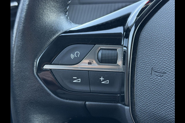 Peugeot 208 1.2 PureTech Active Carplay|Clima|Cruise|Trekhaak|Goed Onderhouden|Nieuwe APK bij Aflevering