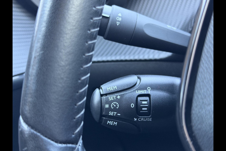 Peugeot 208 1.2 PureTech Active Carplay|Clima|Cruise|Trekhaak|Goed Onderhouden|Nieuwe APK bij Aflevering