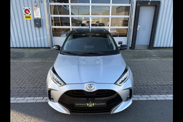 Toyota Yaris 1.5 Hybrid 130 Executive Apple CarPlay Bi-Tone